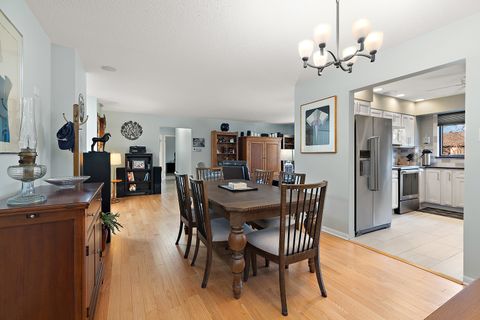 Tiny photo for 7737 W GOLF Drive #303, Palos Heights, IL 60463 (MLS # 12612100)