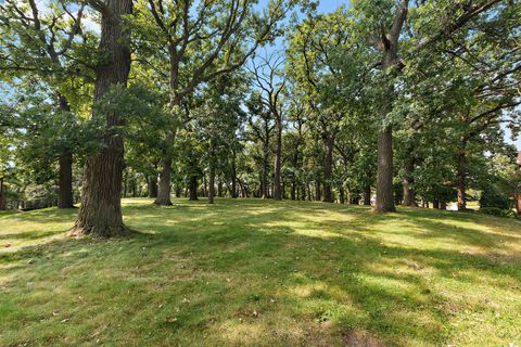 Tiny photo for 7737 W GOLF Drive #303, Palos Heights, IL 60463 (MLS # 12612100)