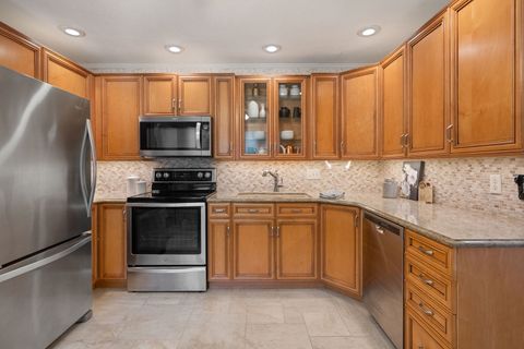 Tiny photo for 3065 Red Wing Circle, Bettendorf, IA 52722 (MLS # 12593142)