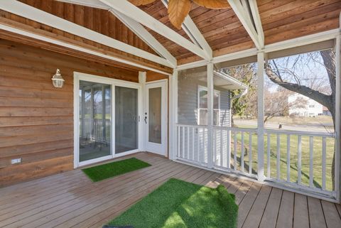 Tiny photo for 3065 Red Wing Circle, Bettendorf, IA 52722 (MLS # 12593142)