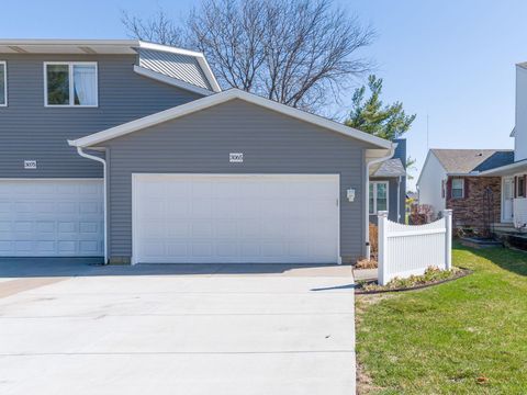 Tiny photo for 3065 Red Wing Circle, Bettendorf, IA 52722 (MLS # 12593142)
