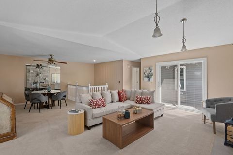 Tiny photo for 3065 Red Wing Circle, Bettendorf, IA 52722 (MLS # 12593142)