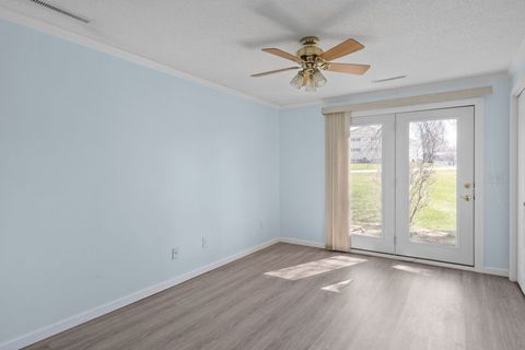 Tiny photo for 3065 Red Wing Circle, Bettendorf, IA 52722 (MLS # 12593142)