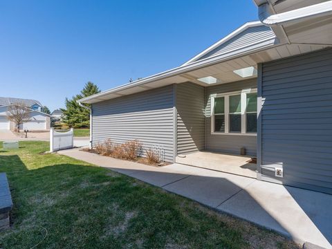 Tiny photo for 3065 Red Wing Circle, Bettendorf, IA 52722 (MLS # 12593142)