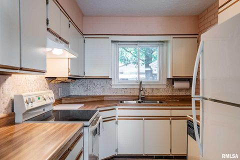 Tiny photo for 109 Weisbrook Lane, Carterville, IL 62918 (MLS # QC4268242)