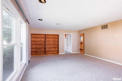 Tiny photo for 109 Weisbrook Lane, Carterville, IL 62918 (MLS # QC4268242)