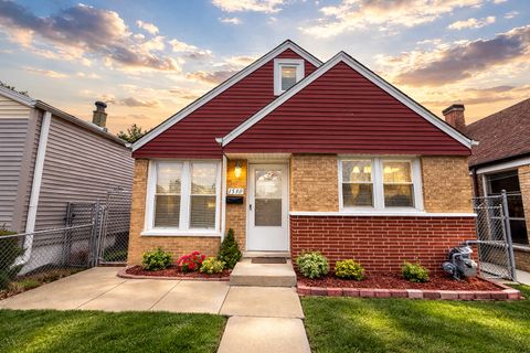 Photo of 1530 N 39TH Avenue, Stone Park, IL 60165 (MLS # 12632773)