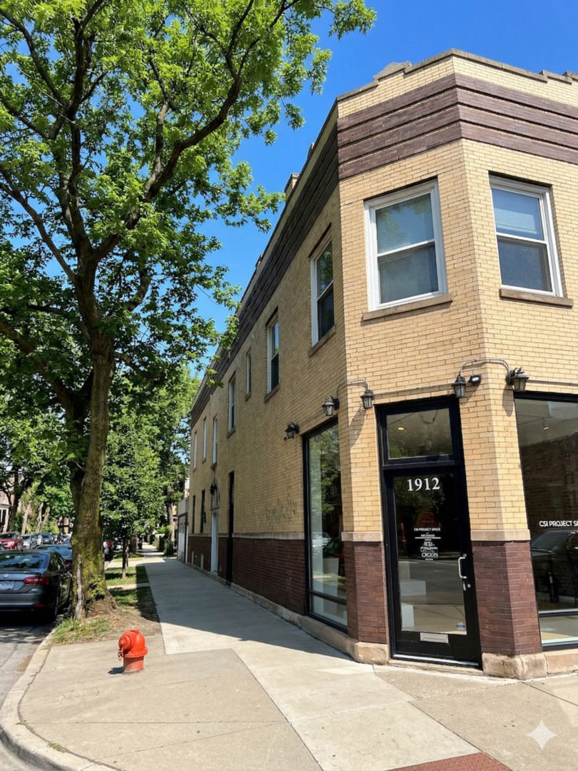1912 N DAMEN Avenue 1