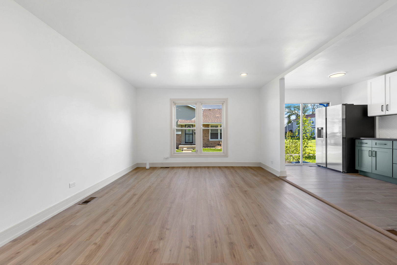 Properties 3 121 Williamsburg Road