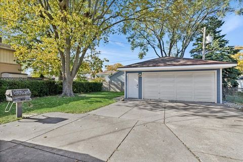 Tiny photo for 8846 N Ozanam Avenue, Niles, IL 60714 (MLS # 12498909)