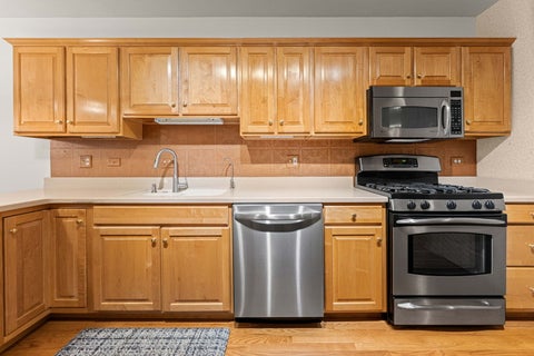 Tiny photo for 825 Braeman Court, Libertyville, IL 60048 (MLS # 12739437)