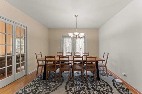 Tiny photo for 825 Braeman Court, Libertyville, IL 60048 (MLS # 12739437)