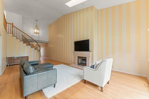 Tiny photo for 825 Braeman Court, Libertyville, IL 60048 (MLS # 12739437)