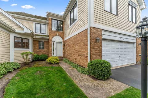 Tiny photo for 825 Braeman Court, Libertyville, IL 60048 (MLS # 12739437)