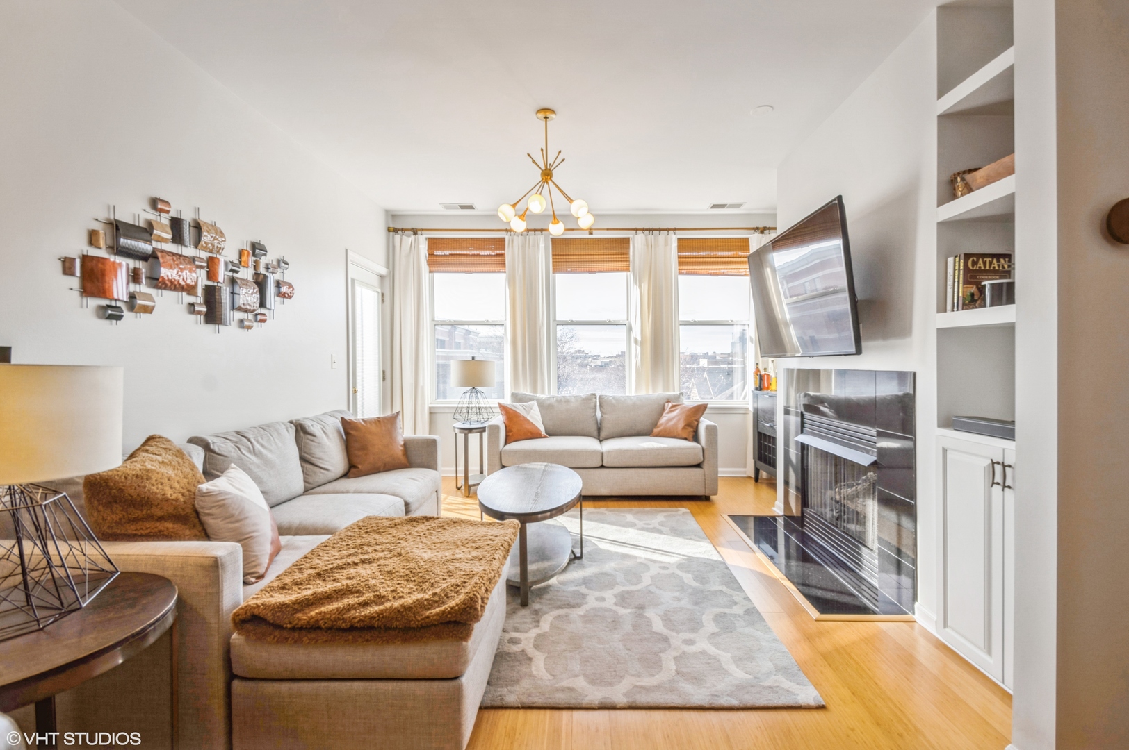 1245 N Orleans Street 904