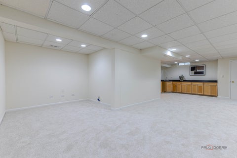Tiny photo for 589 Marseilles Circle, Buffalo Grove, IL 60089 (MLS # 12763031)
