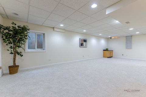Tiny photo for 589 Marseilles Circle, Buffalo Grove, IL 60089 (MLS # 12763031)