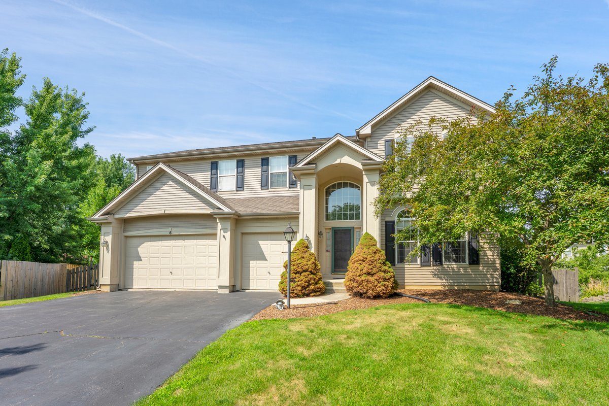 6 Greyshire Court