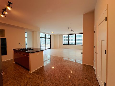 Tiny photo for 130 S Canal Street #9M, Chicago, IL 60606 (MLS # 12630327)