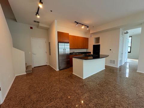 Tiny photo for 130 S Canal Street #9M, Chicago, IL 60606 (MLS # 12630327)