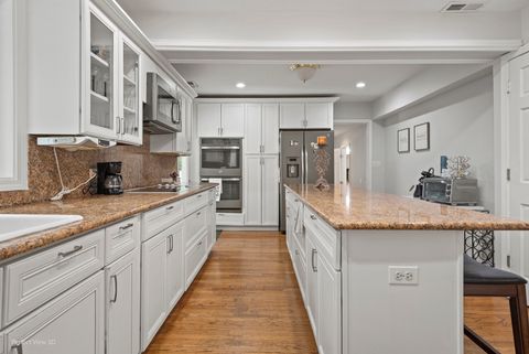 Tiny photo for 0N632 Gables Boulevard, Wheaton, IL 60187 (MLS # 12619691)