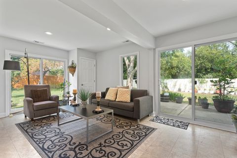 Tiny photo for 0N632 Gables Boulevard, Wheaton, IL 60187 (MLS # 12619691)