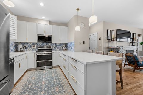 Tiny photo for 4309 N Troy Street #2, Chicago, IL 60618 (MLS # 12617783)