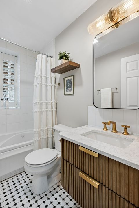Tiny photo for 4309 N Troy Street #2, Chicago, IL 60618 (MLS # 12617783)