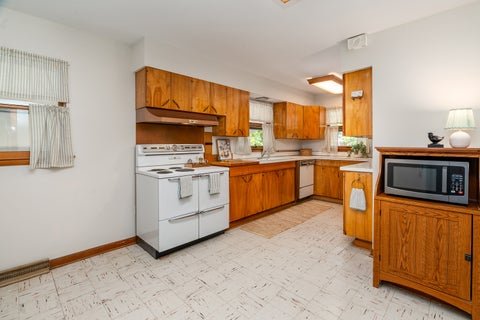 Tiny photo for 701 S Benwood Drive, Carbondale, IL 62901 (MLS # 12759811)