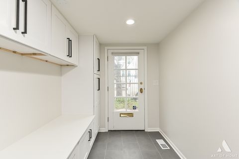 Tiny photo for 2638 N SOUTHPORT Avenue, Chicago, IL 60614 (MLS # 12620368)