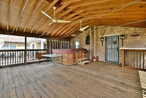 Tiny photo for 3952 N Oleander Avenue, Chicago, IL 60634 (MLS # 12465921)