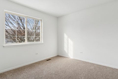 Tiny photo for 206 Sparrow Lane, Bolingbrook, IL 60490 (MLS # 12547356)