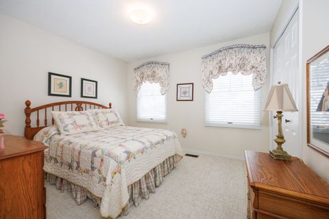 Tiny photo for 17 Downing Circle, Bloomington, IL 61704 (MLS # 12518980)