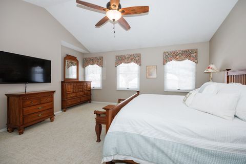 Tiny photo for 17 Downing Circle, Bloomington, IL 61704 (MLS # 12518980)