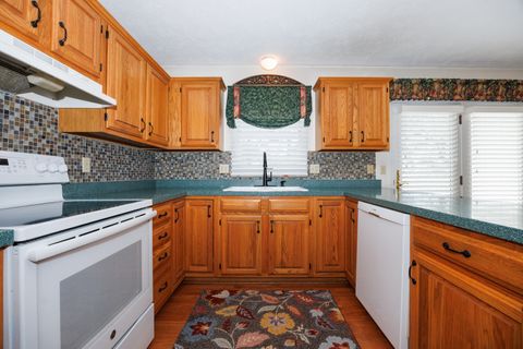 Tiny photo for 17 Downing Circle, Bloomington, IL 61704 (MLS # 12518980)