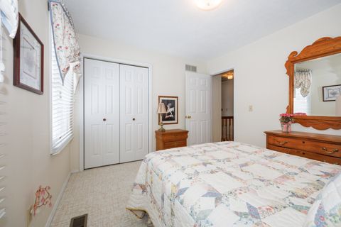 Tiny photo for 17 Downing Circle, Bloomington, IL 61704 (MLS # 12518980)