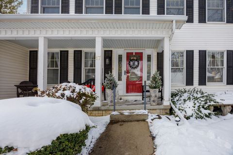 Tiny photo for 17 Downing Circle, Bloomington, IL 61704 (MLS # 12518980)