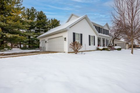 Tiny photo for 17 Downing Circle, Bloomington, IL 61704 (MLS # 12518980)