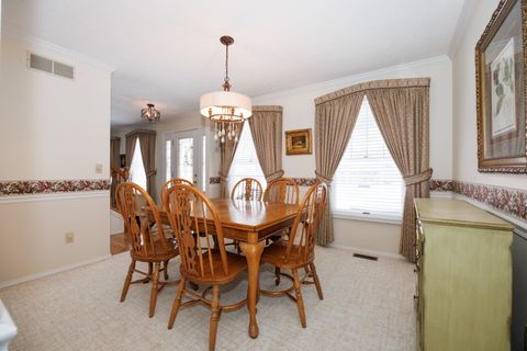 Tiny photo for 17 Downing Circle, Bloomington, IL 61704 (MLS # 12518980)