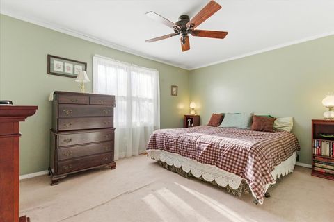 Tiny photo for 121 E Clarendon Drive, Round Lake Beach, IL 60073 (MLS # 12552216)