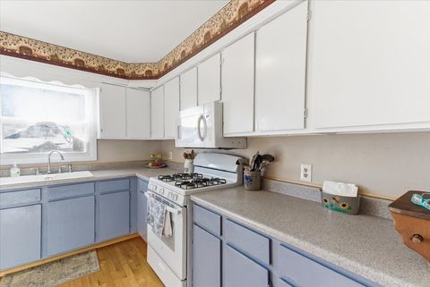 Tiny photo for 121 E Clarendon Drive, Round Lake Beach, IL 60073 (MLS # 12552216)