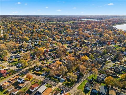 Tiny photo for 121 E Clarendon Drive, Round Lake Beach, IL 60073 (MLS # 12552216)