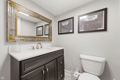 Tiny photo for 1940 Chestnut Avenue, Wilmette, IL 60091 (MLS # 12602580)