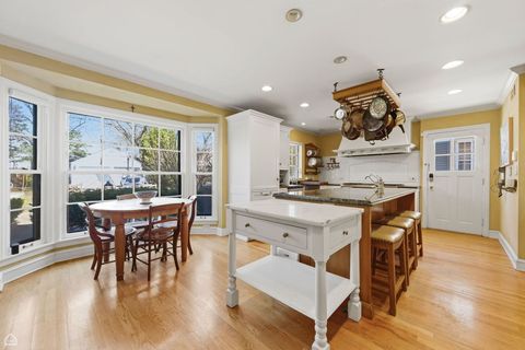 Tiny photo for 1940 Chestnut Avenue, Wilmette, IL 60091 (MLS # 12602580)