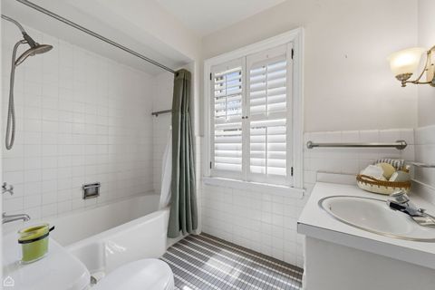 Tiny photo for 1940 Chestnut Avenue, Wilmette, IL 60091 (MLS # 12602580)