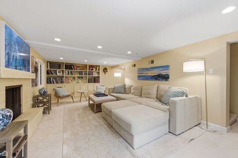 Tiny photo for 1940 Chestnut Avenue, Wilmette, IL 60091 (MLS # 12602580)