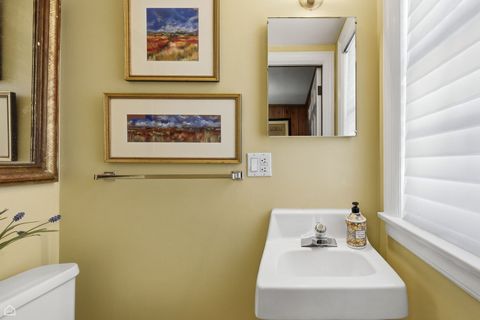 Tiny photo for 1940 Chestnut Avenue, Wilmette, IL 60091 (MLS # 12602580)