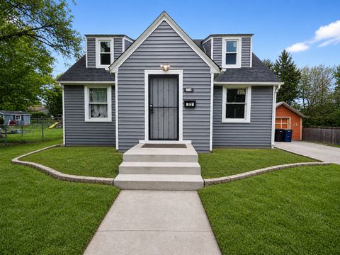 Photo of 720 Adams Street, Elgin, IL 60123 (MLS # 12638219)