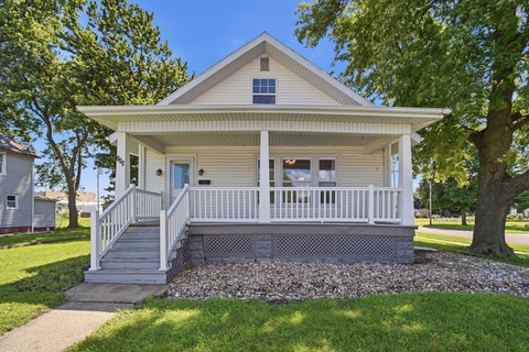 Photo of 198 W First Street, El Paso, IL 61738 (MLS # 12736645)