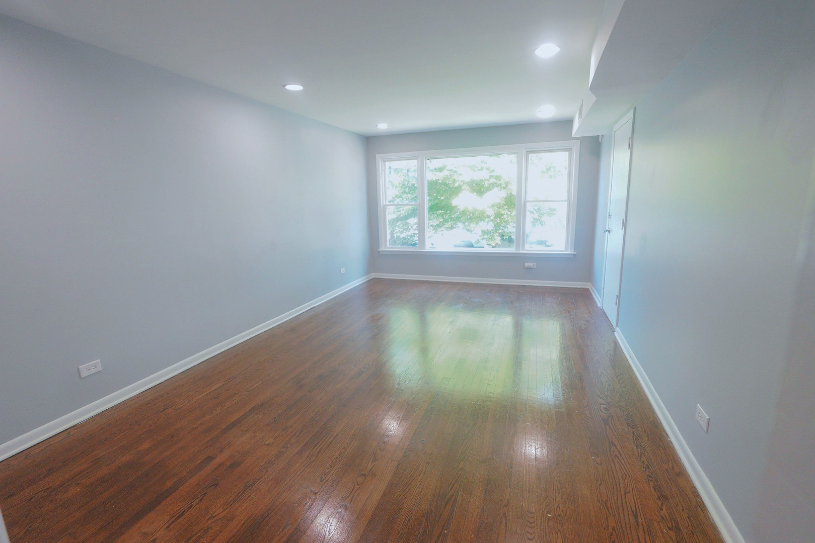 7950 S Lafayette Avenue